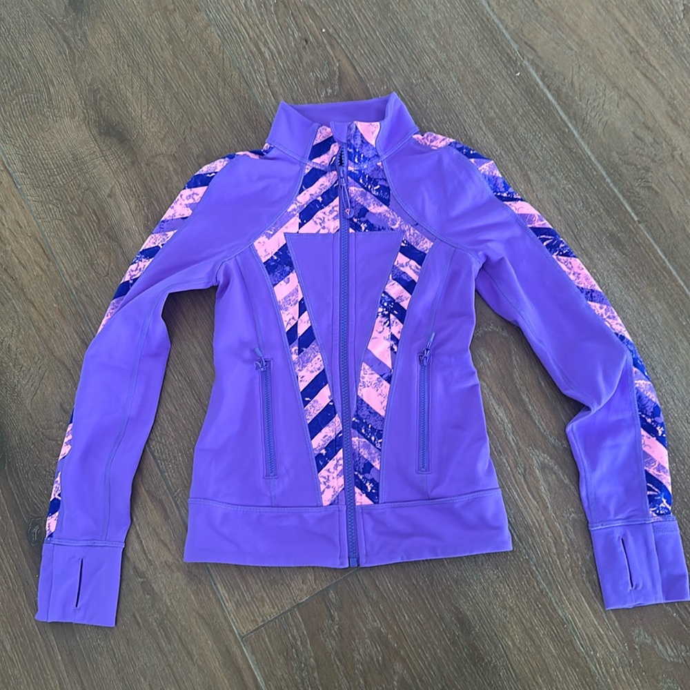 Ivivva girls jacket. Color purple/ pink. Size 8.